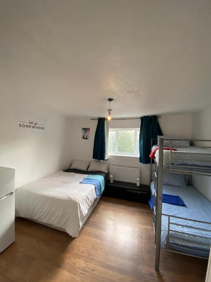 Private Room In Londres Exterior foto
